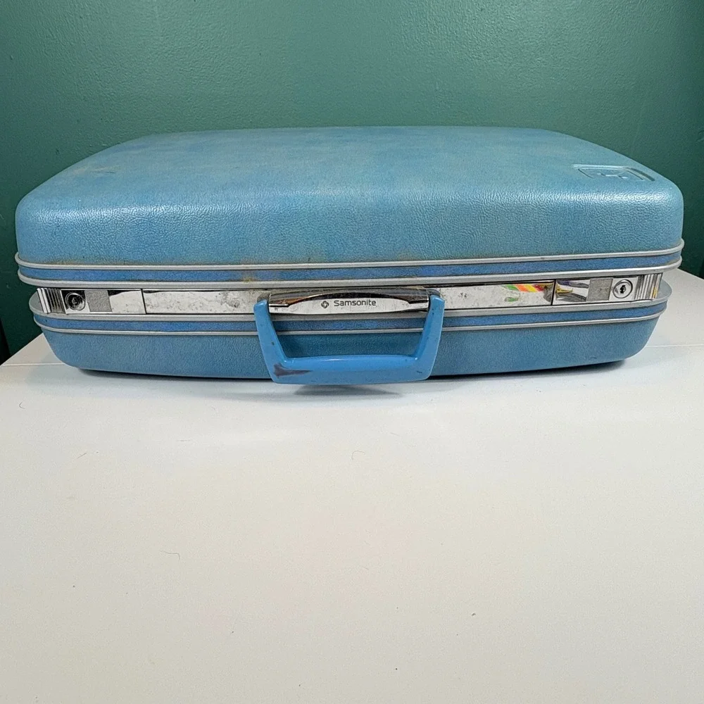 Samsonite vintage silhouette
